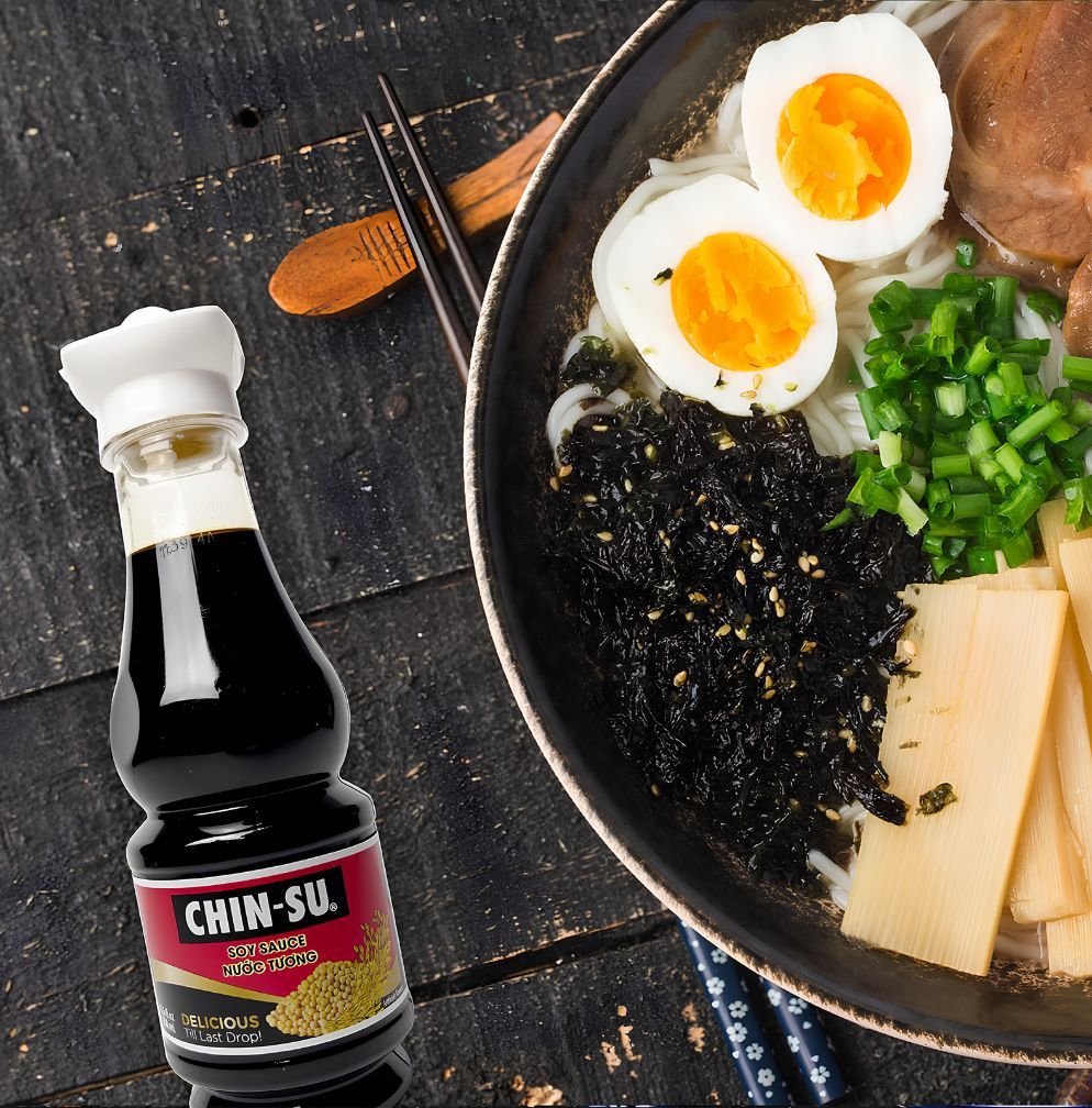 chin-su premium soy sauce with rice