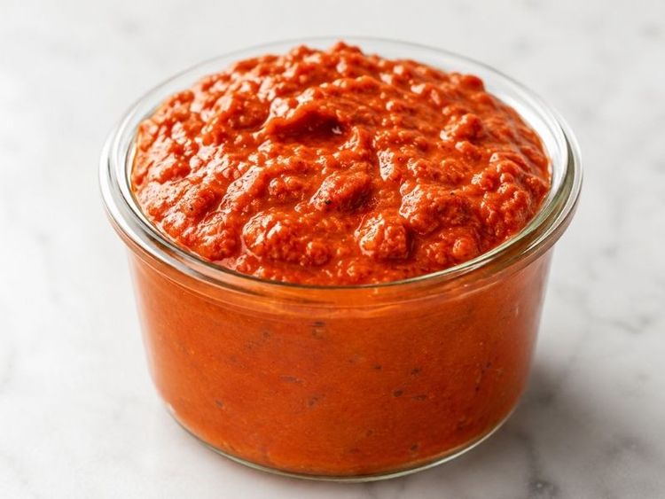 Mediterranean hot sauce (harissa) recipe